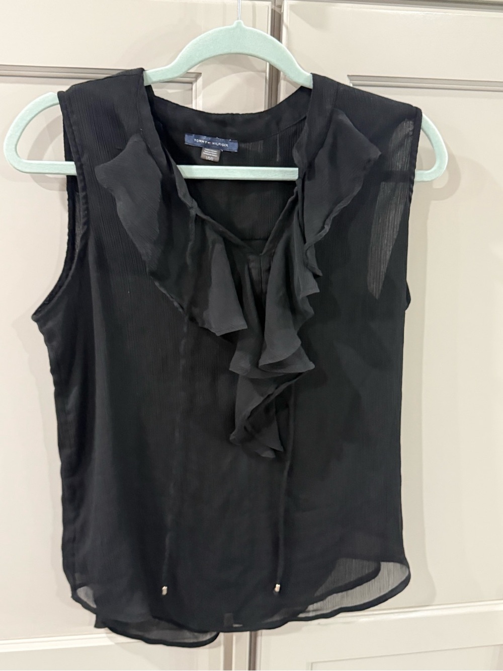 Tommy Hilfiger Black Ruffle V-Neck Sleeveless Camisole woman’s size L - Picture 6 of 11